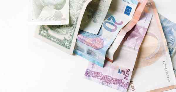 车载板智能停车机器人