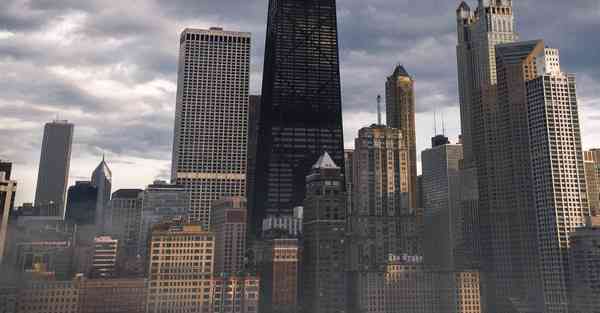 购买智能机器人陪老人