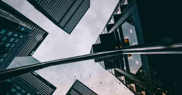 全自动智能化机器人编程：创新时代的必由之路