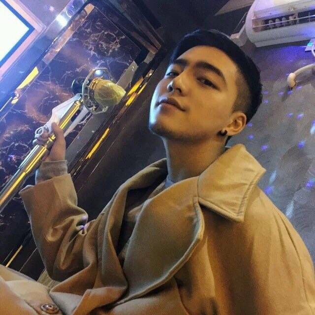 桑红轮飞