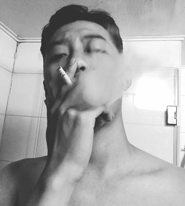 祁锦波月