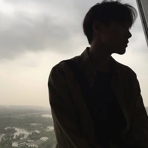 韩芝婕慧