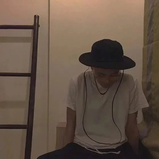 伊福园莉