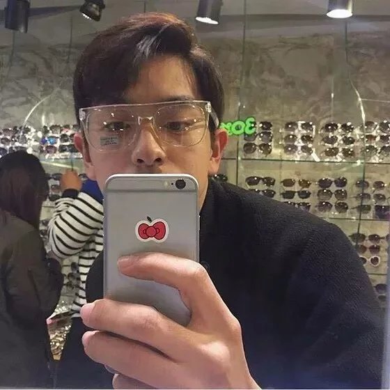 姚琳腾伟